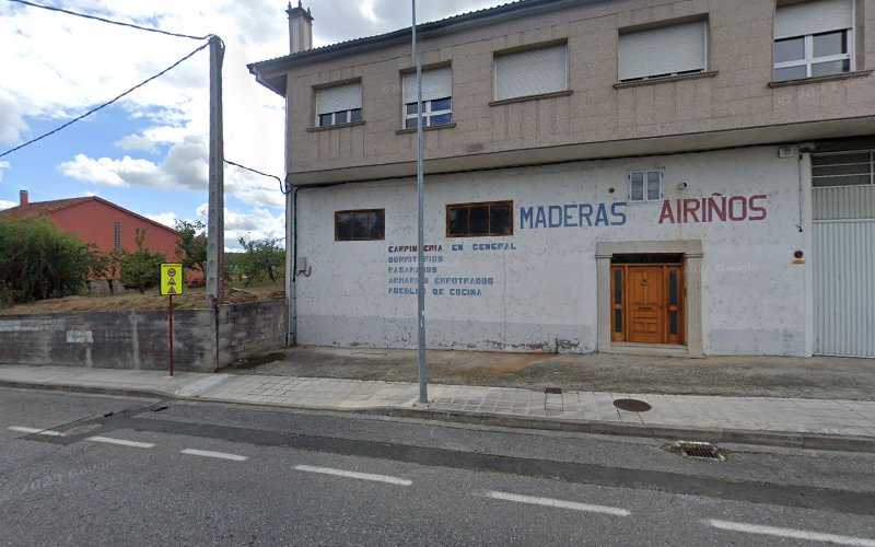 Fotografia tomada fuera de MADERAS AIRIÑOS CB - Empresa madeireira en Chantada, Lugo