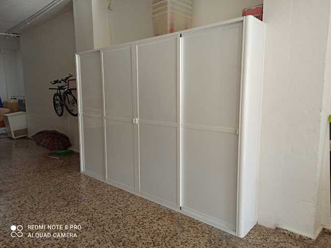 Fotografia tomada fuera de Metal Bravo - Carpintería metálica y de aluminio en Castelló, Valencia