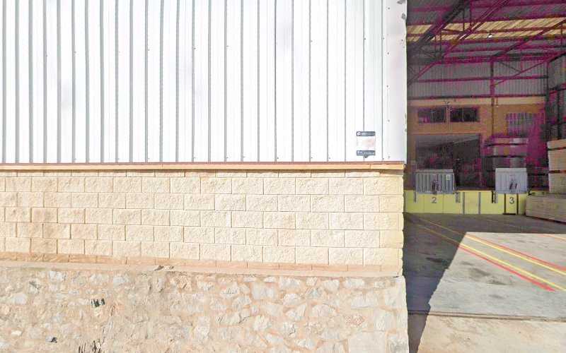 Fotografia tomada fuera de Muebles Pitarch - Fabricant de mobles en Borriol, Castellón