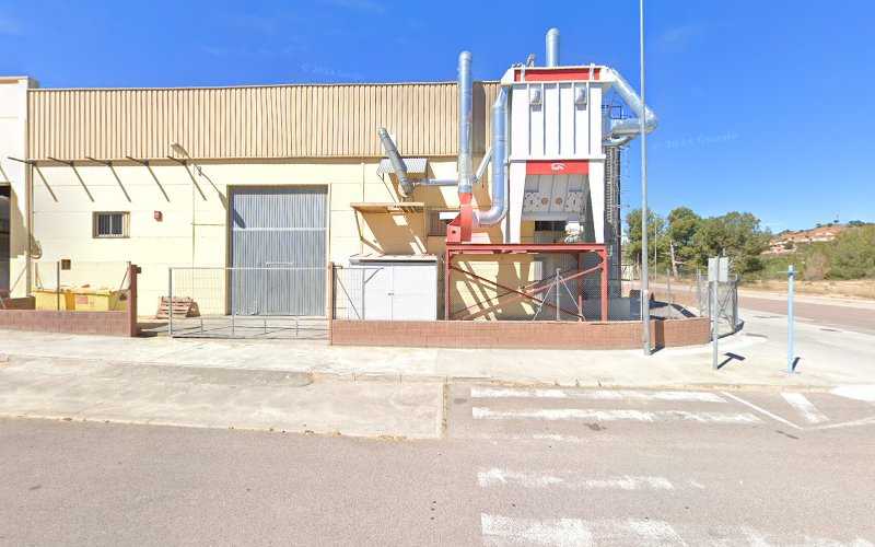 Fotografia tomada fuera de LUMARA, S.L. - Carpintería metálica y de aluminio en Segorbe, Castellón