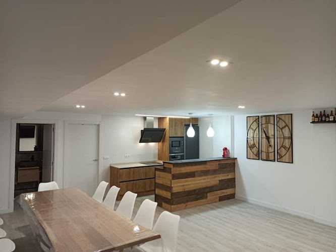 Fotografia tomada fuera de Multiservicios Guerra - Reformas en Castejón, Navarra