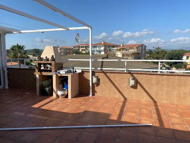 Fotografia tomada fuera de ALUMINIS INNOVA CALAFELL - Metal·listeria en Calafell, Tarragona