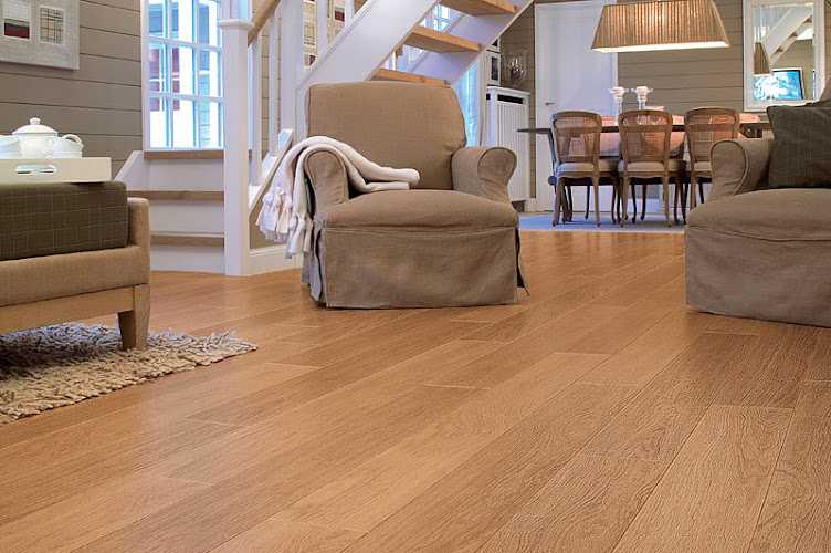 Fotografia tomada fuera de woodcarpinteria - Carpintería en Barcelona, Barcelona