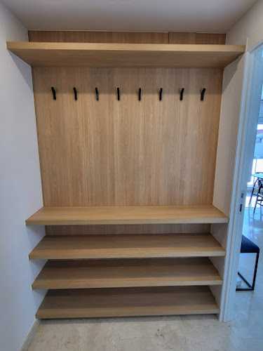 Fotografia tomada fuera de Porblock - Carpintero en Terrassa, Barcelona