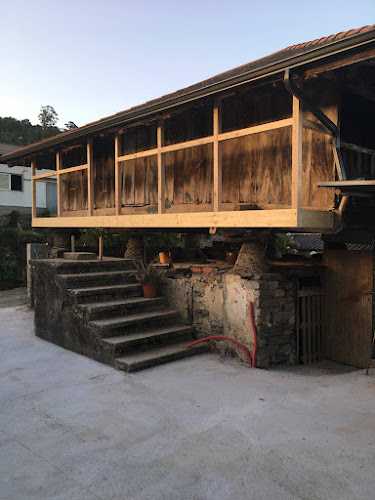 Fotografia tomada fuera de Carpintería Romas - Carpintería en Pol. Ind. de Asipo, Asturias