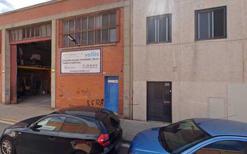 Fotografia tomada fuera de Acerocat Vallès - Carpintería metálica y de aluminio en Terrassa, Barcelona