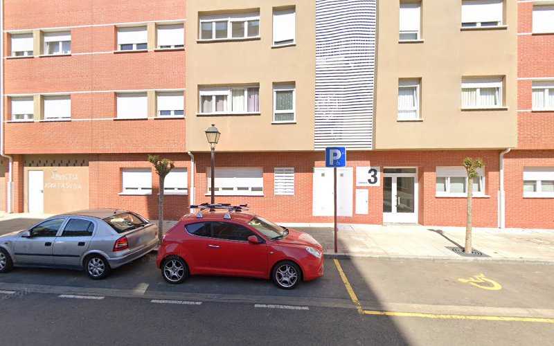 Fotografia tomada fuera de Carpintería Esteban - Tienda de armarios en Alonsotegi, Vizcaya