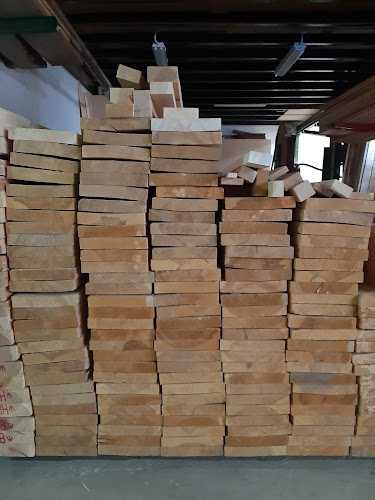 Fotografia tomada fuera de Hnos. Martín Martín - Carpintería en Vélez-Málaga, Málaga