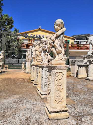 Fotografia tomada fuera de Decoració En Pedra Marques.S.A. - Carpintería en Vulpellac, Girona