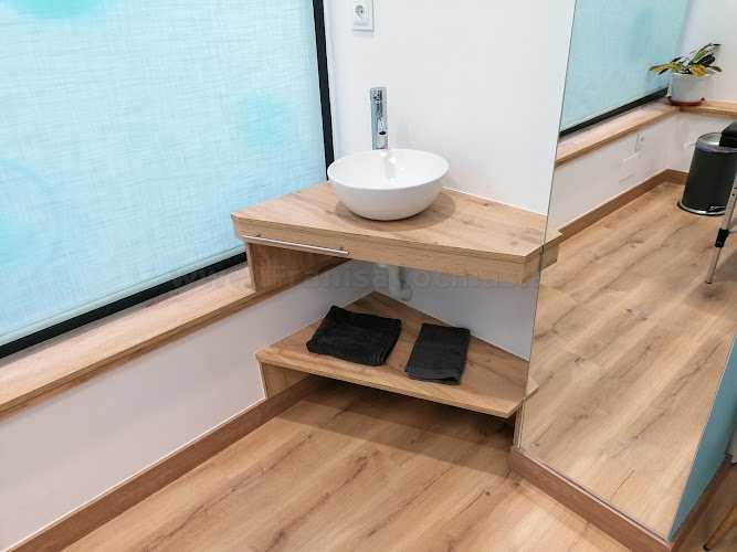 Fotografia tomada fuera de Franisa Cocinas - Tienda de muebles de cocina en Villagarcía de Campos, Valladolid