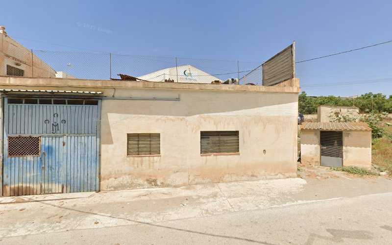 Fotografia tomada fuera de Bricoseyma almacen Velez Malaga - Fábrica de muebles en Vélez-Málaga, Málaga
