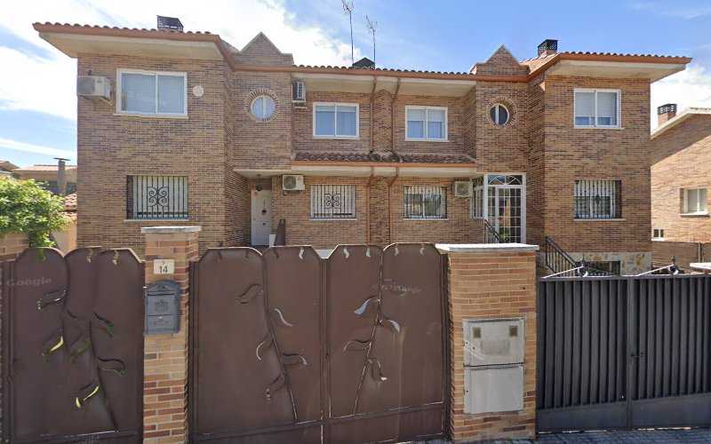 Fotografia tomada fuera de soluser carpinteros sl - Carpintería en Serranillos del Valle, Madrid