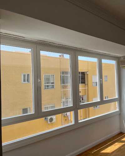 Fotografia tomada fuera de Gaona Ventanas PVC - Carpintería metálica y de aluminio en Villanueva del Trabuco, Málaga