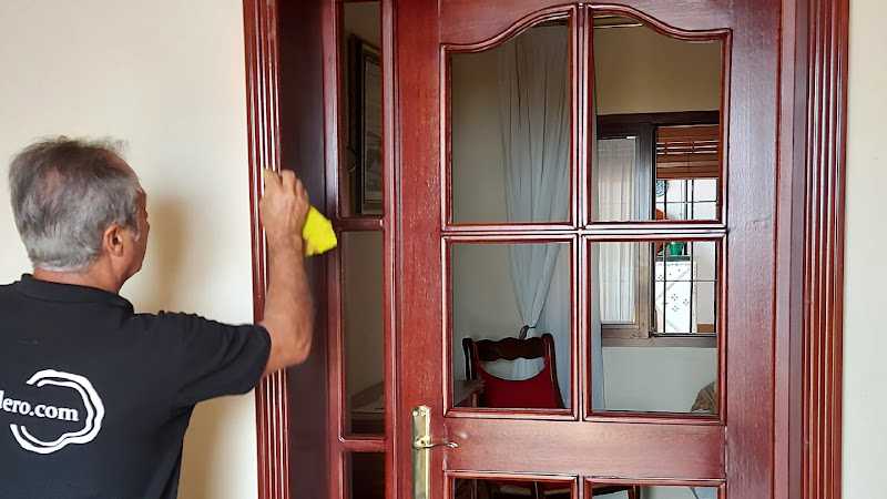 Fotografia tomada fuera de Demadero.comCamperVan.SLU - Taller de reparación de autocaravanas en Villanueva del Ariscal, Sevilla