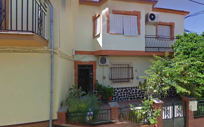 Fotografia tomada fuera de Manuel Ruiz Luque - Carpintería metálica y de aluminio en Villanueva de Algaidas, Málaga