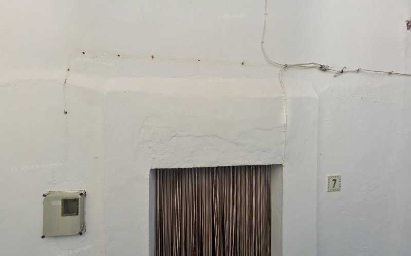 Fotografia tomada fuera de Carpintería y Restauración de madera José Javier Garcia Andrades - Zimmermann en Benadalid, Málaga