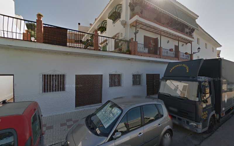 Fotografia tomada fuera de MIMO diseño e instalaciones SL - Carpintería en Canillas de Aceituno, Málaga