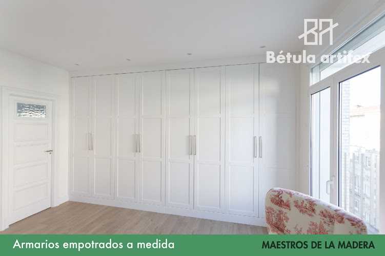 Fotografia tomada fuera de Bétula Artifex - Carpintería en Santiago de Compostela, A Coruña