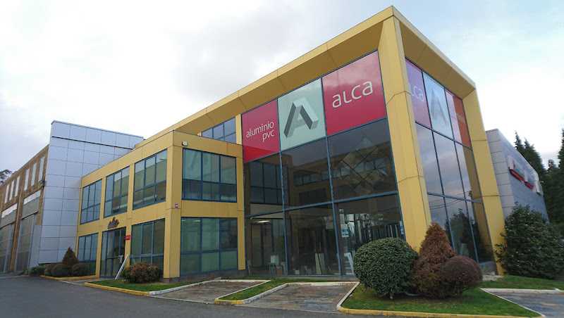 Fotografia tomada fuera de Alca - Carpintería metálica y de aluminio en Santiago de Compostela, A Coruña