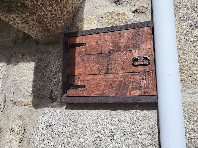 Fotografia tomada fuera de RPG - Carpintería en Santa María del Tiétar, Ávila