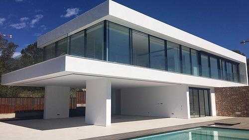 Fotografia tomada fuera de Ibialum - Carpintería metálica y de aluminio en San Rafael, Baleares