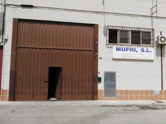 Fotografia tomada fuera de Mufri - Carpintería metálica y de aluminio en Beniparrell, Valencia