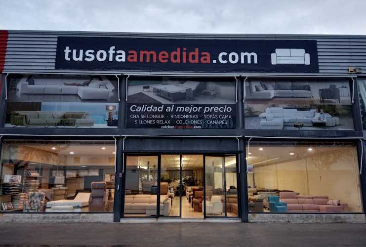 Fotografia tomada fuera de TUSOFAAMEDIDA - Botiga de sofàs en Bellreguard, Valencia