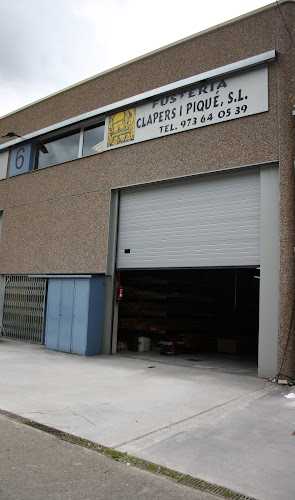 Fotografia tomada fuera de Fusteria Clapers I Piqué - Fusteria en Vielha, Lérida