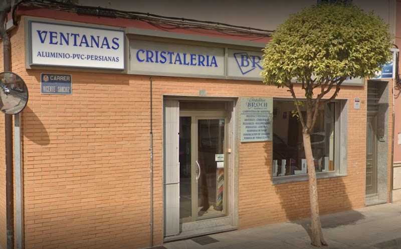 Fotografia tomada fuera de Cristalería Broch - Cristalero en Villarreal, Castellón
