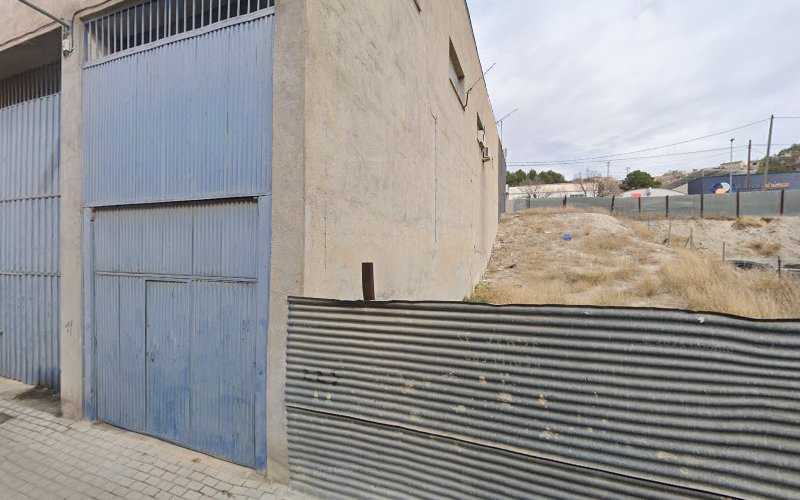 Fotografia tomada fuera de manuel lopez villegas s.l. - Carpintero en Cieza, Murcia