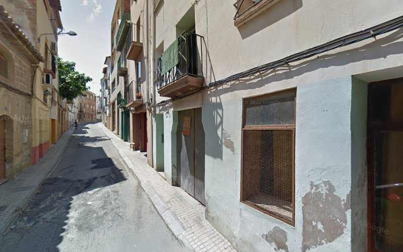 Fotografia tomada fuera de Carpintería Ferrer - Tienda de armarios en Caspe, Zaragoza