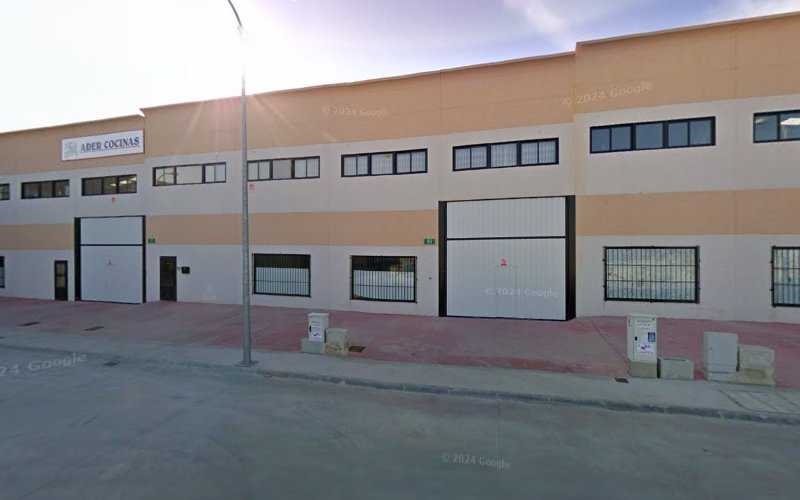 Fotografia tomada fuera de ADER COCINAS, S.L. - Fábrica de muebles en Borox, Toledo