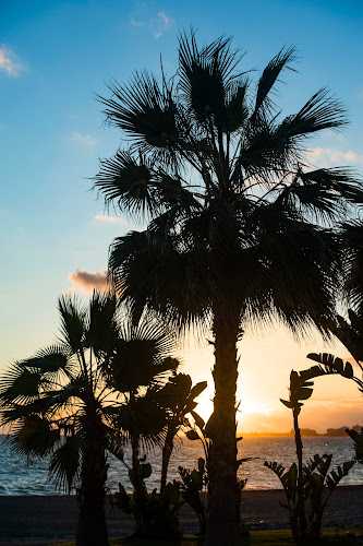 Fotografia tomada fuera de Inalsur carpinteria de aluminio - Carpintería metálica y de aluminio en Algarrobo-Costa, Málaga