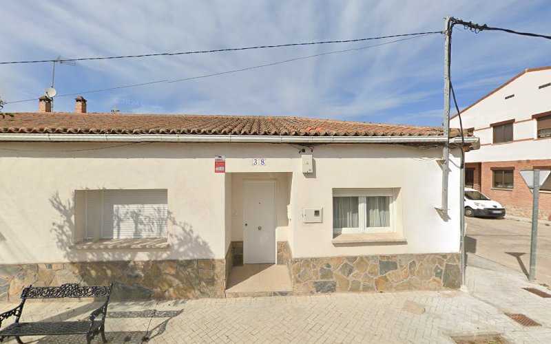 Fotografia tomada fuera de Montajes Musa - Carpintería metálica y de aluminio en Calera y Chozas, Toledo