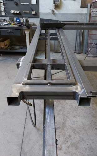 Fotografia tomada fuera de Forjas Artísticas Castillo - Carpintería metálica y de aluminio en Chozas de Canales, Toledo