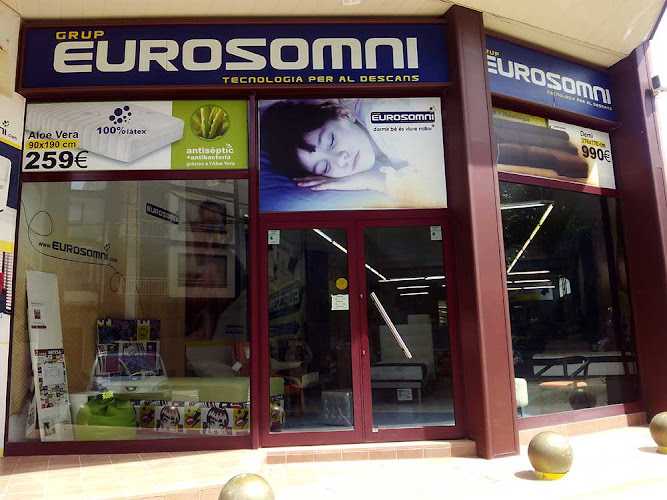 Fotografia tomada fuera de Tienda de Muebles Eurosomni Artesa - Matalasseria en Artesa de Segre, Lérida