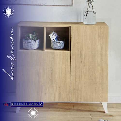 Fotografia tomada fuera de Muebles García Algarrobo Costa S.L. - Tienda de muebles en Algarrobo-Costa, Málaga