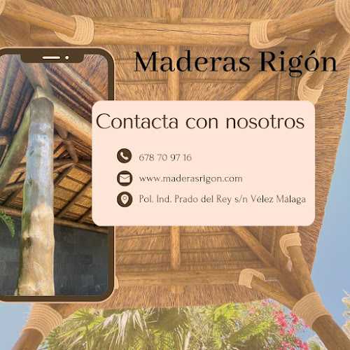Fotografia tomada fuera de Rigon Estructuras De Madera - Fábrica en Vélez-Málaga, Málaga