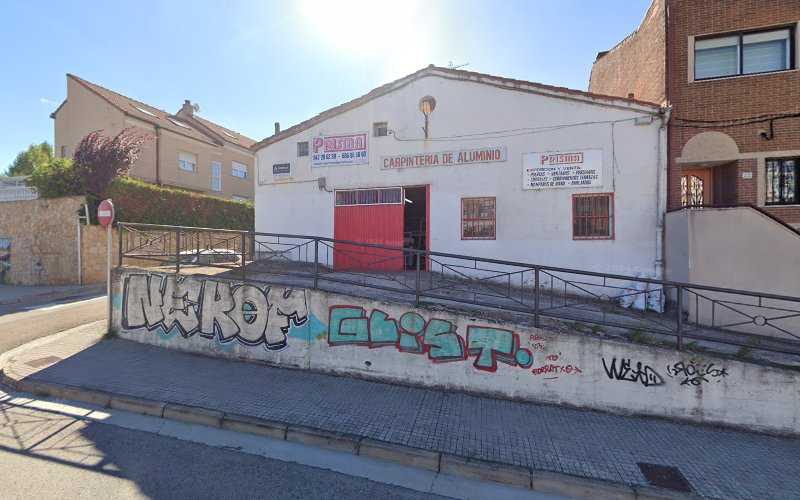 Fotografia tomada fuera de Prisma - Carpintería metálica y de aluminio en Burgos, Burgos