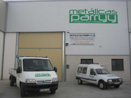 Fotografia tomada fuera de Metalicas Parryy - Carpintería metálica y de aluminio en Hontoria, Segovia
