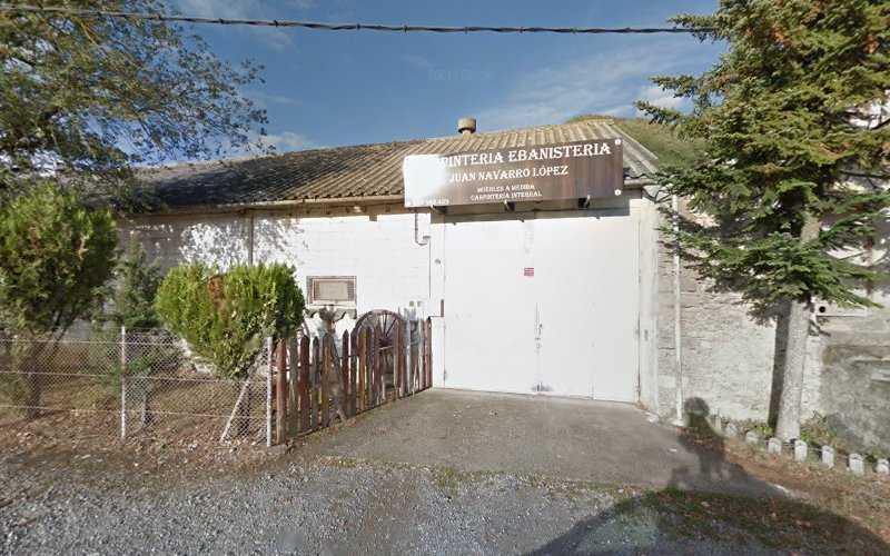 Fotografia tomada fuera de Carpinteria Juan Navarro - Furniture maker en Sabiñánigo, Huesca