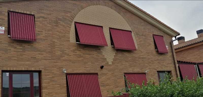 Fotografia tomada fuera de Persianeros Irun - Carpintería metálica y de aluminio en Irun, Guipúzcoa