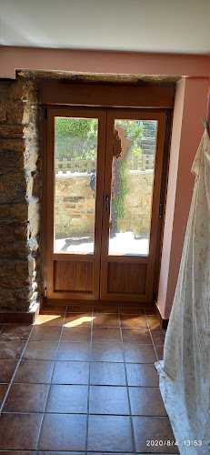 Fotografia tomada fuera de ALUMINIOS FENE - Carpintería en Fene, A Coruña