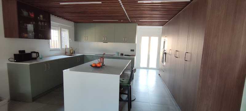 Fotografia tomada fuera de Dos Ambients - Reformas de cocinas en Castellón de la Plana, Castellón