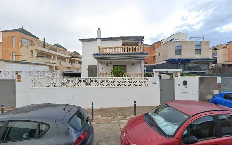 Fotografia tomada fuera de Orero Design. - Carpintero en Almassora, Castellón