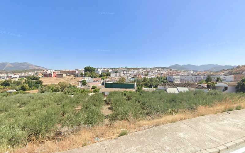 Fotografia tomada fuera de Carpintería Metálica Solís S L - Carpintería metálica y de aluminio en Coín, Málaga