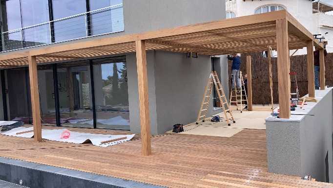 Fotografia tomada fuera de SYMETRICALPE - Tienda de muebles en Calp, Alicante