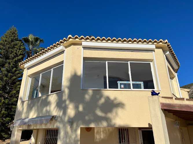 Fotografia tomada fuera de AT HOME | Empresa de reformas - Reformas en Calp, Alicante