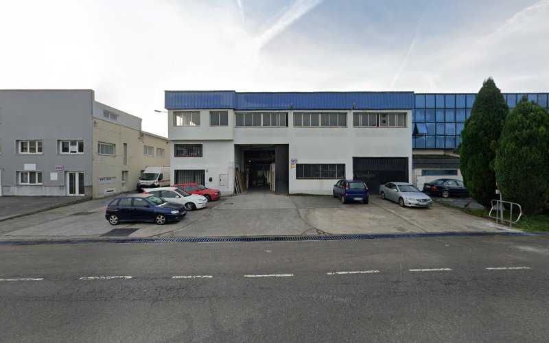 Fotografia tomada fuera de Caxer Carpintería - Reformas en A Coruña, A Coruña