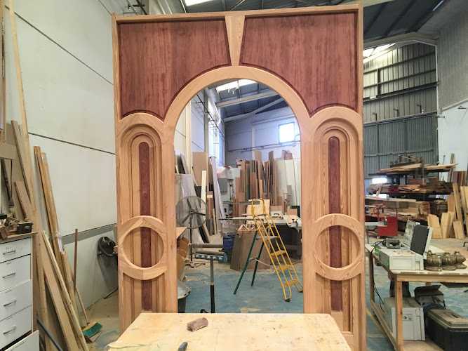 Fotografia tomada fuera de Carlos Ribes Bernia - Carpintería en L'Alcúdia, Valencia